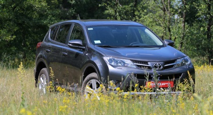 Тест-драйв Toyota RAV4 2013 — встречают по одежке, провожают по уму