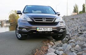 Honda CR-V — народный тест-драйв паркетника с историей