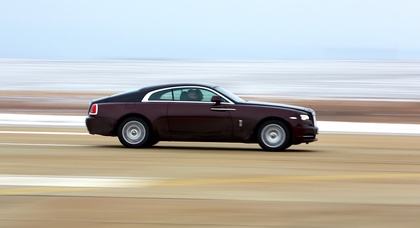 Тест Rolls-Royce Wraith: hands free
