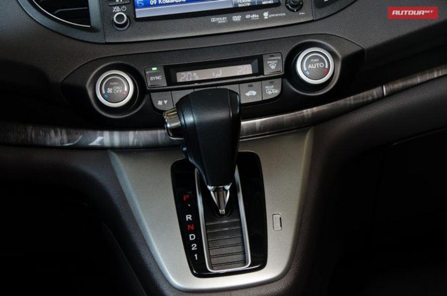 Honda CR-V интерьер