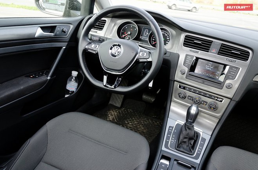 Volkswagen Golf Comfortline Interior