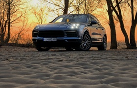 Первый украинский тест Porsche Cayenne S: 10 поводов сменить старый Cay на новый